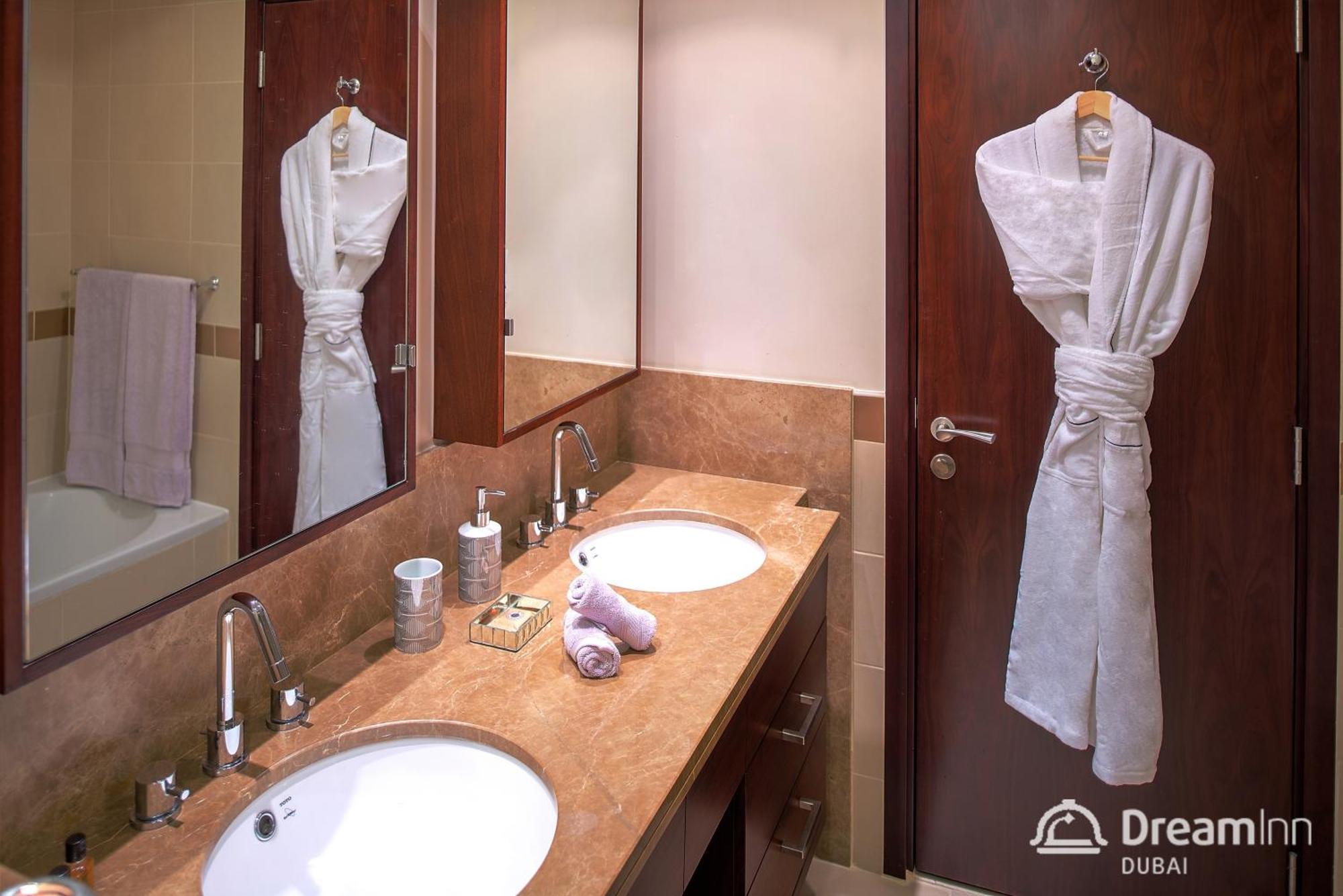 Dream Inn - Apartment With Private Terrace, 29 Boulevard Downtown Dubai Exterior photo